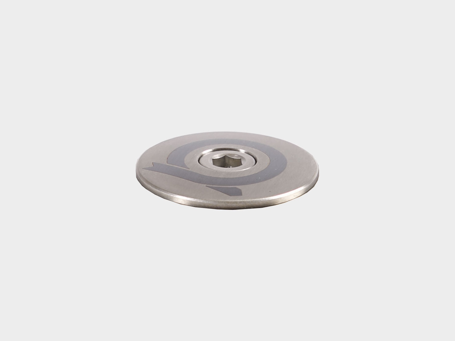 Omnium Titanium Logo Edition Top Cap